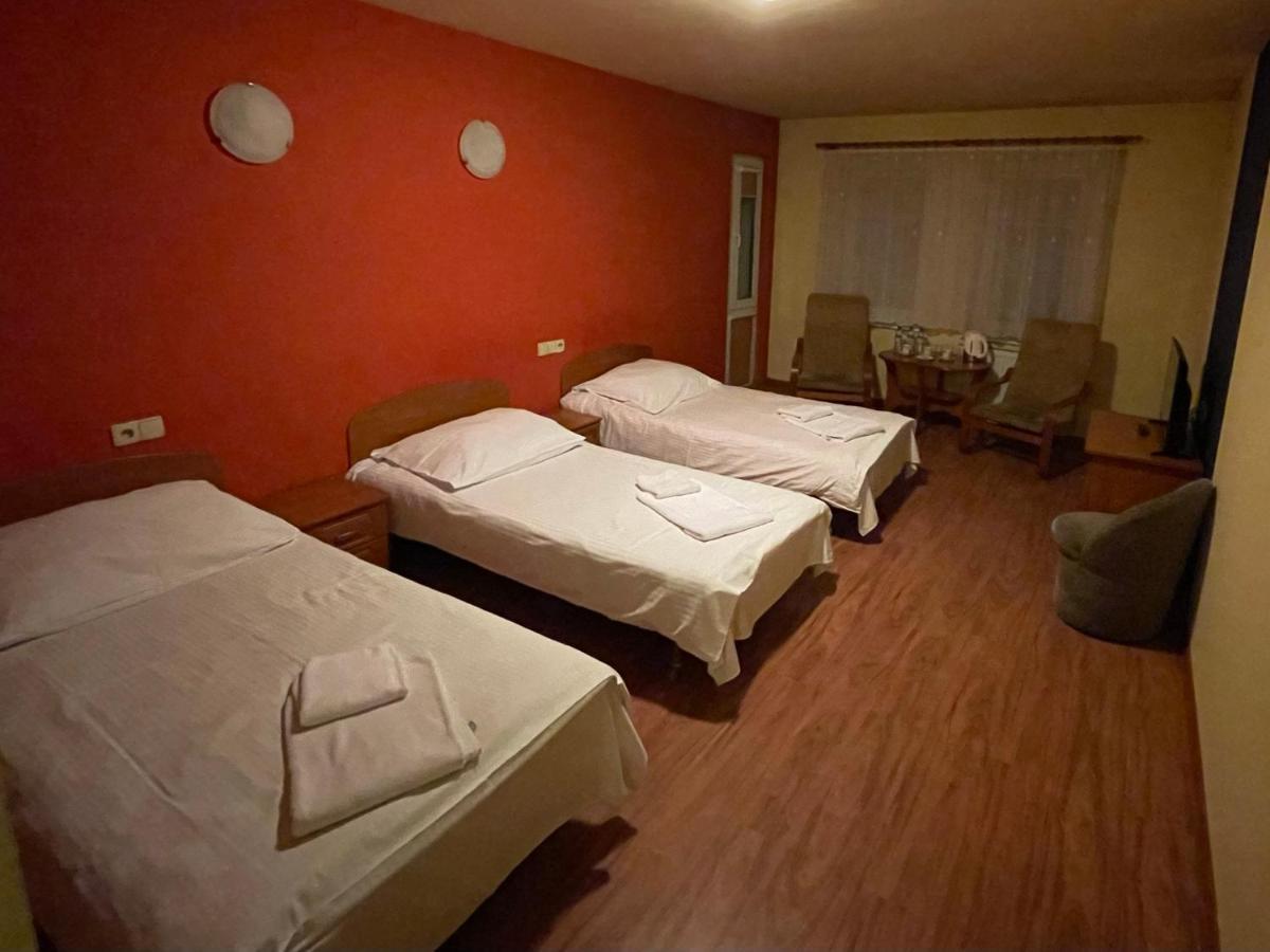 Omega Hotel 2*