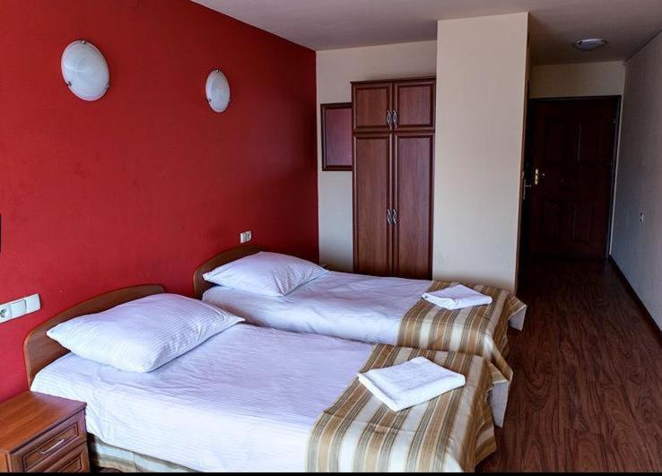 Hotel Omega